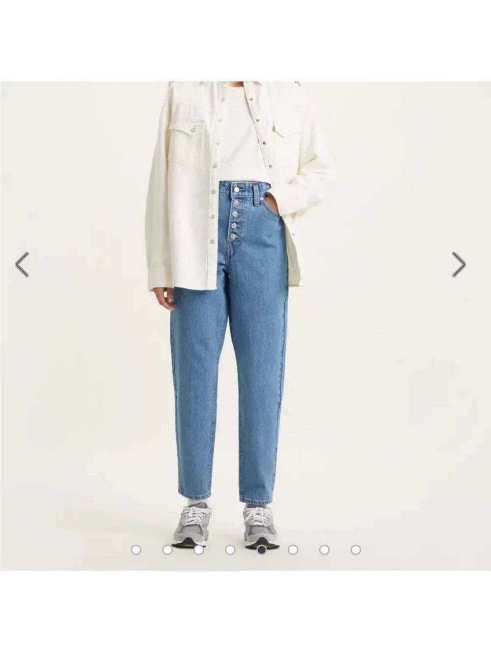 Levi’s High Waisted Notch Mom Jeans Exposed Buttons Sz 26X29
